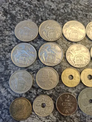 LOTE DE MONEDAS ANTIGUAS