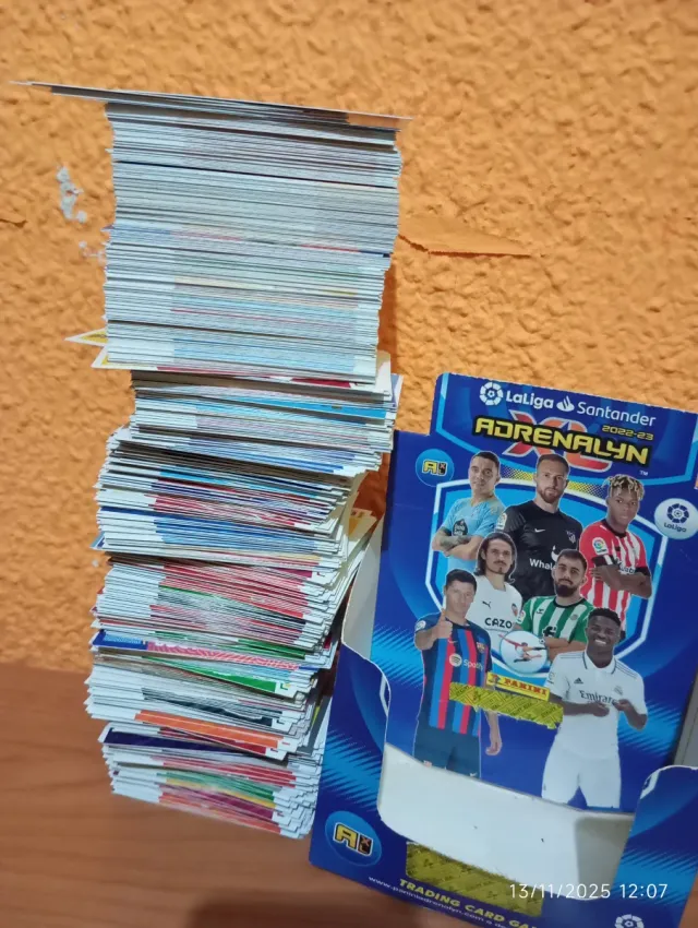 Cartas Fútbol Adrenalyn LaLiga más de 500 catas