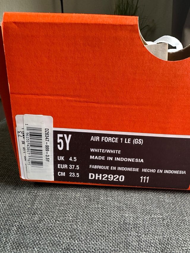 Nike Air Force 1 Talla 37.5