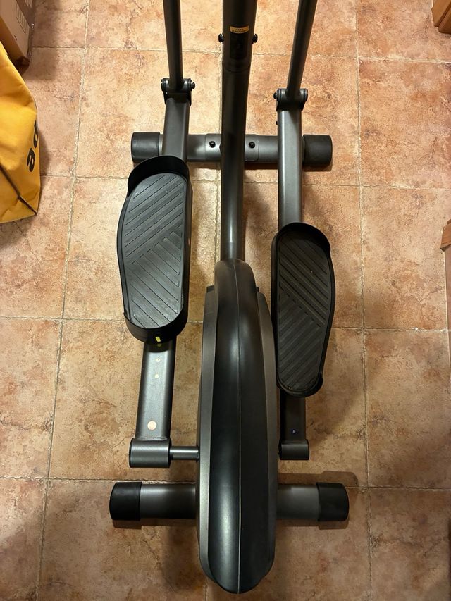 Elíptica Domyos -EL 500-