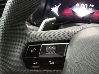 DS DS 7 BlueHDi 130 Automático PERFORMANCE LINE