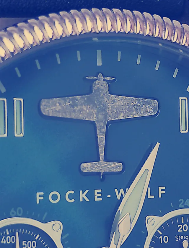 Reloj Focke Wulf Azul y Plateado