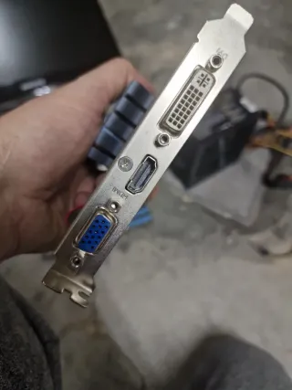 Lote componentes informáticos varios