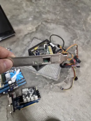 Lote componentes informáticos varios