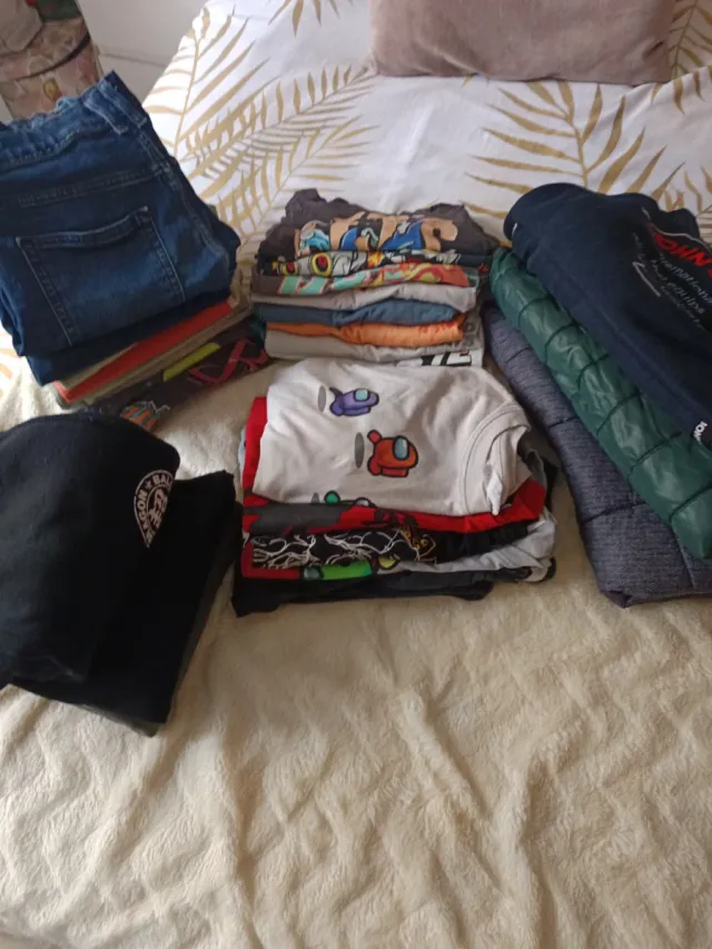 Ropa varia para niño talla entre: 10-11-12