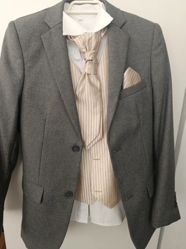 Traje ceremonia niño T12/13 gris y dorado