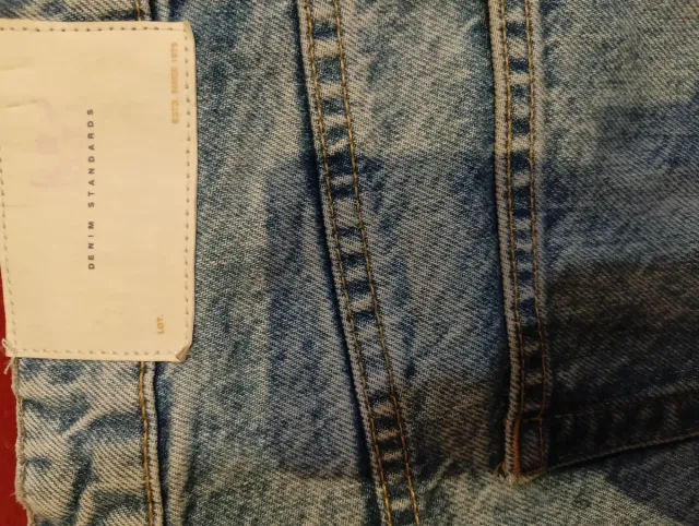 Vaqueros desgastados estilo vintage