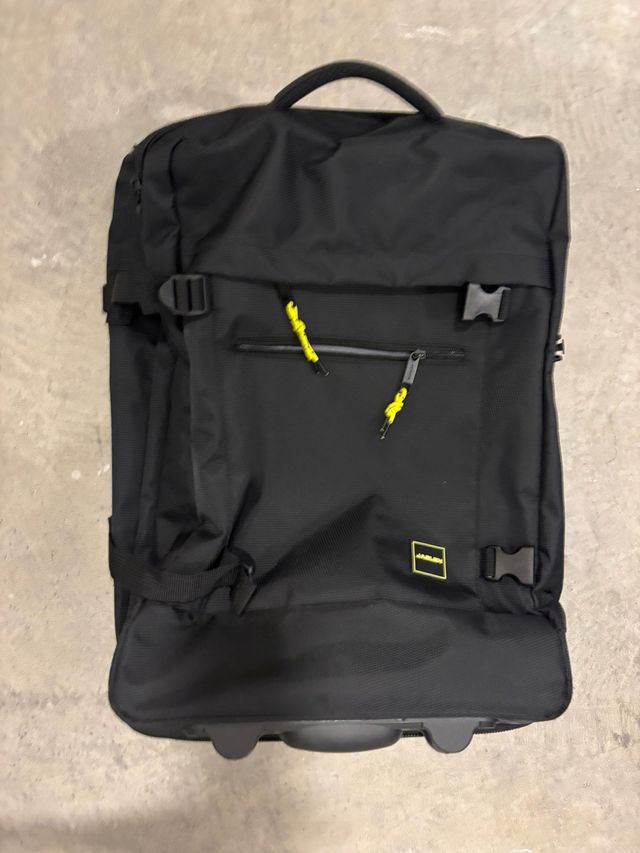 Set de 3 Maletas de cabina negra con ruedas