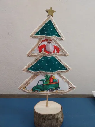 Decoracion de Navidad única y sostenible.