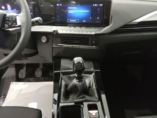 Opel Astra 1.2T XHL 81kW (110CV) Edition