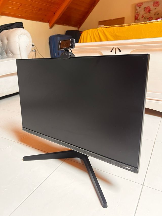 Monitor Samsung con Webcam