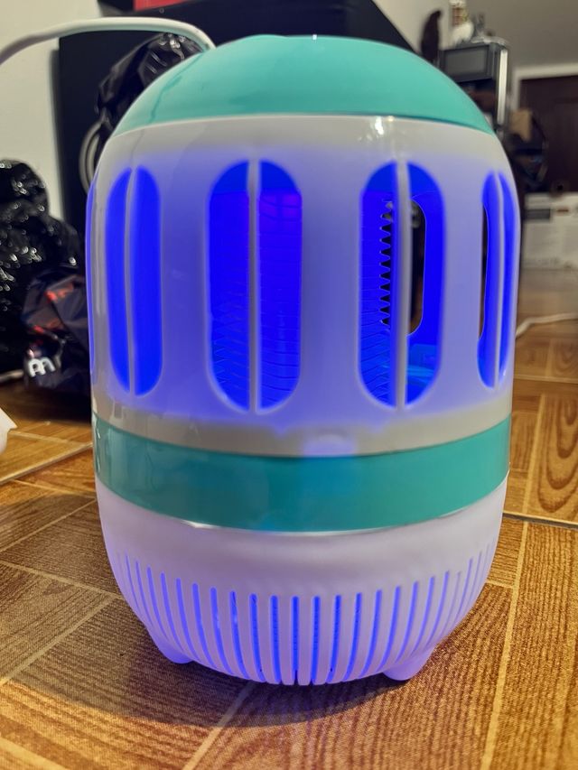 Mata Mosquitos Elétrico Azul e Branco