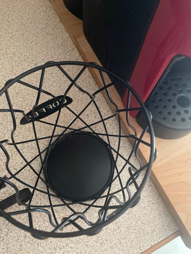 Portacialde caffè in metallo nero