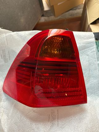 Piloto trasero BMW E91 izquierda