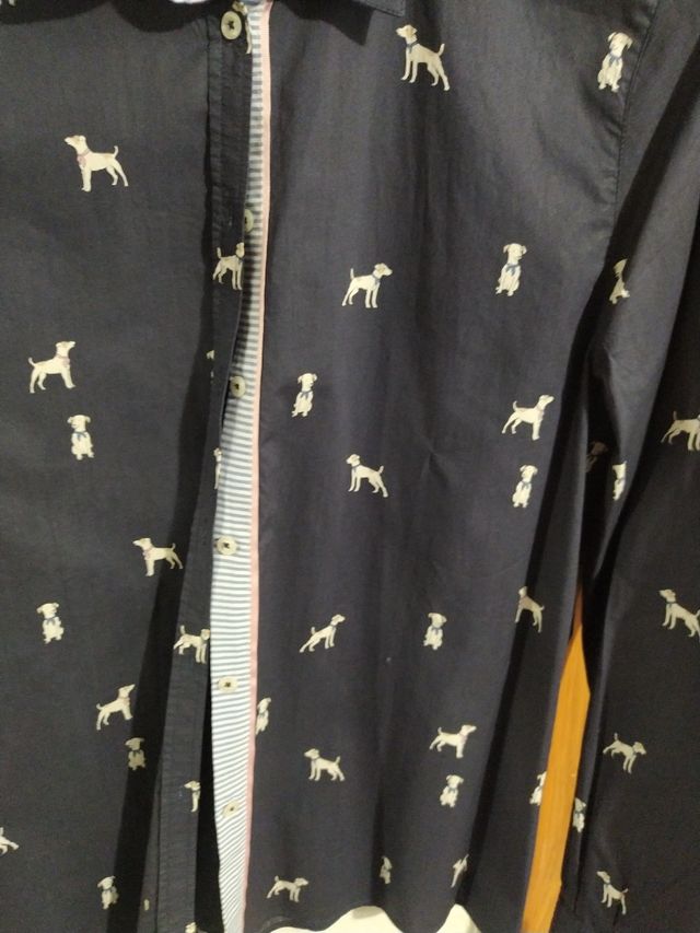 Camisa manga larga Lloyd's perros