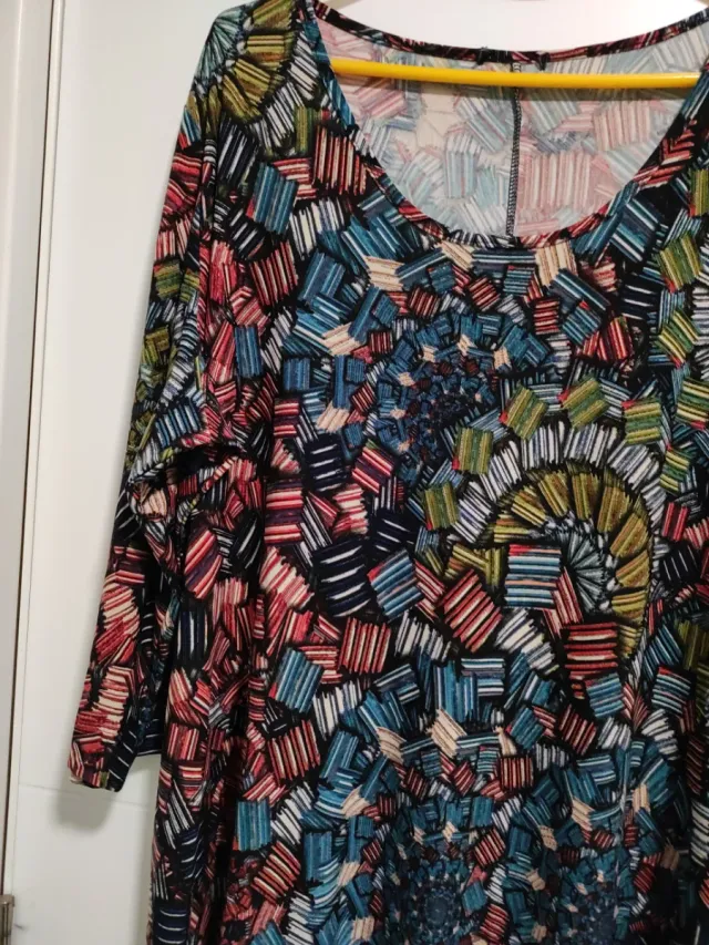 Vestido estampado talla XXL Contorno cintura 110cm