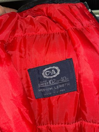 Chaleco reversible negro y rojo