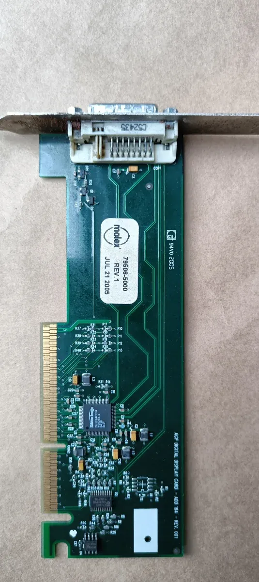 Placa Gráfica AGP DVI em bom estado.