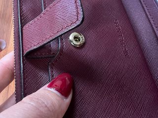 Cartera Michael Kors Borgoña Piel.