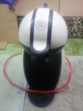 Macchina caffè Nescafé Dolce Gusto