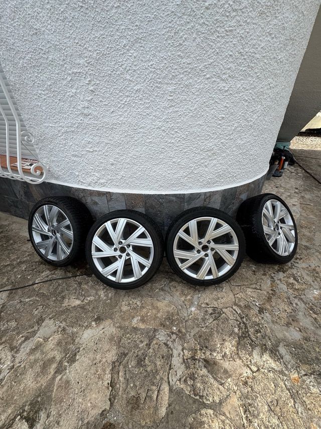 Llantas Golf 8  18“