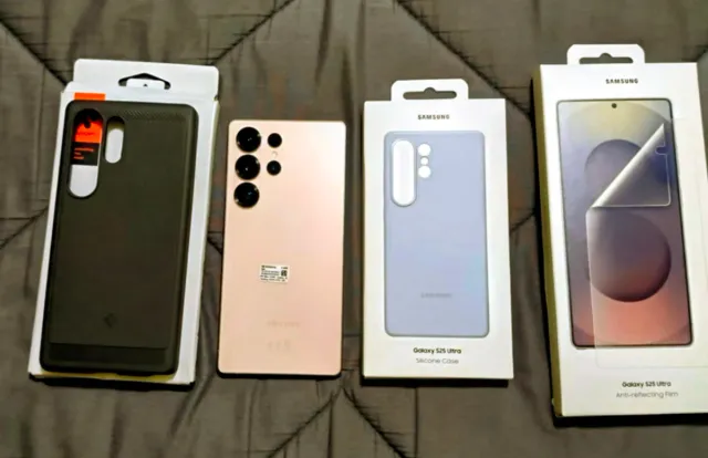 Samsung Galaxy S25 Ultra dorado