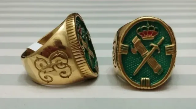 REBAJADO. SELLO ANILLO BAÑO ORO G. CIVIL