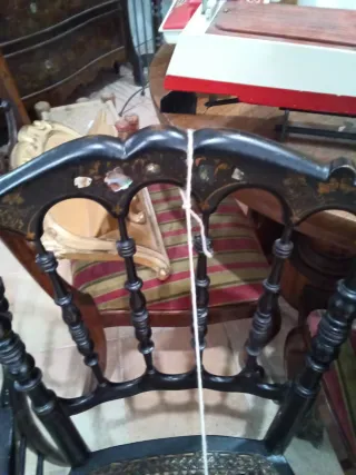 Pareja sillas filipinas madera y rejilla de mimbre