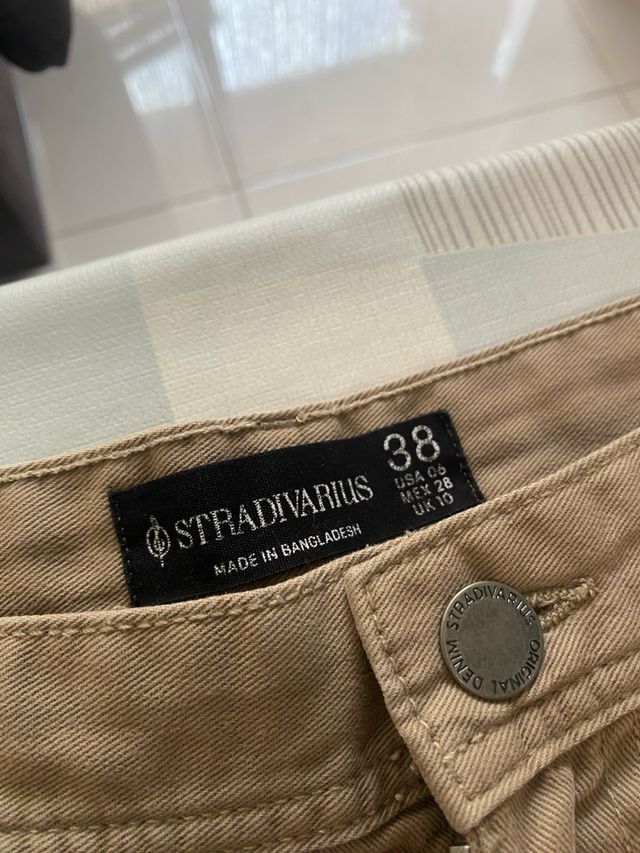 Pantalón cargo Stradivarius T-38