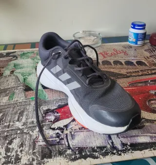 Zapatilla Adidas Response Hombre Gris/Blanco