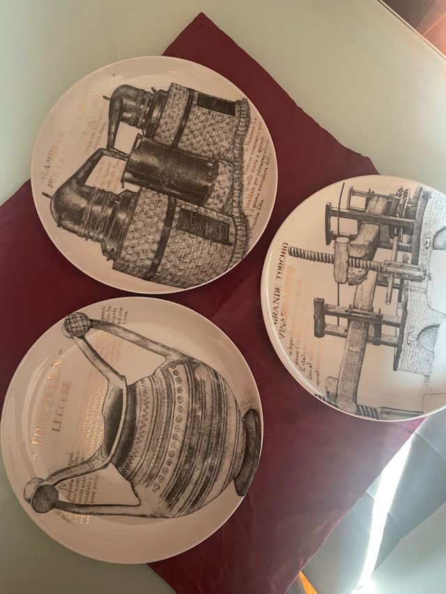 Piatti da collezione Piero Fornasetti