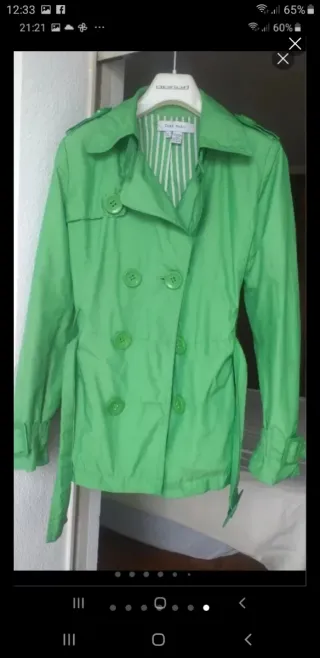 Gabardina Zara verde manzana corta