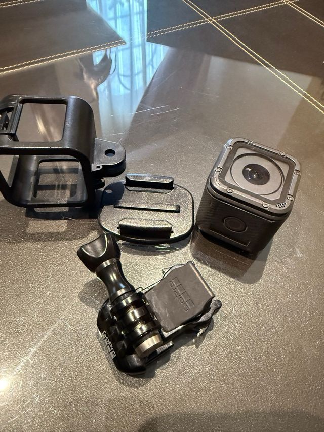 GoPro Hero5 Session + Accesorios