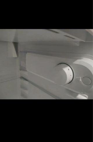 Nevera Beko Mini 82x48cm