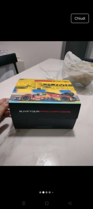 Scatola Scuderia Ferrari Club Welcome Kit 2025