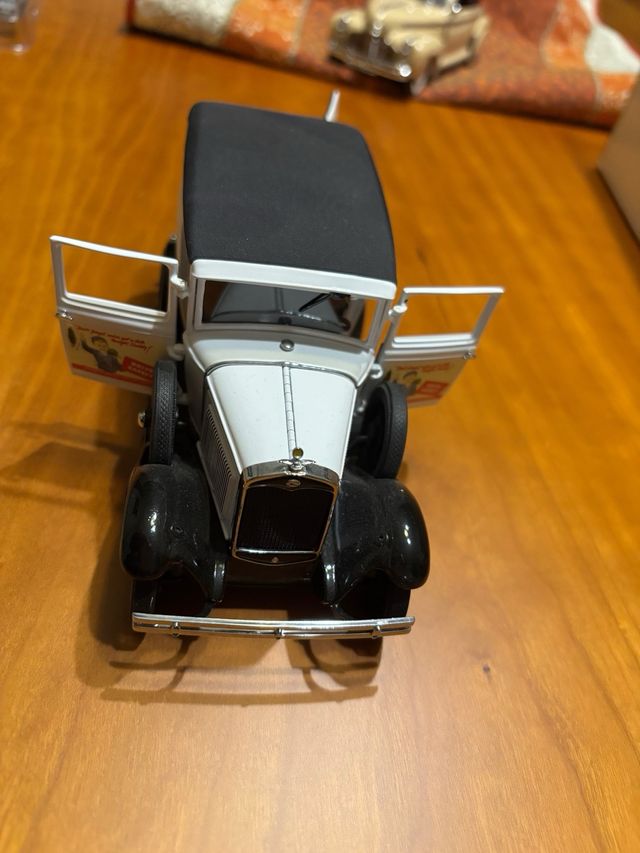 Modello di Camion Borden da Latta del 1930