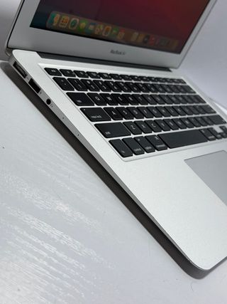 MacBook Air 2014 (A1466) i5 / 4GB / 128GB