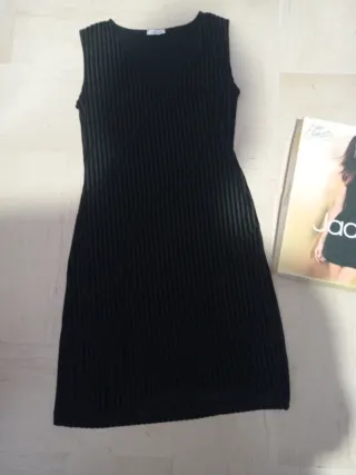 Vestito tubino nero in velluto