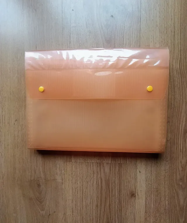 Carpeta Plástico Separadores Naranja