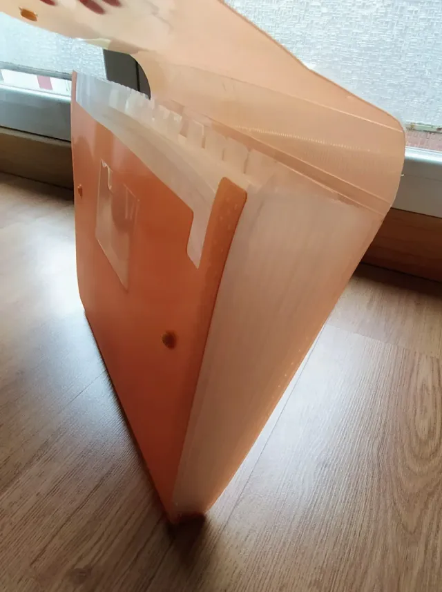 Carpeta Plástico Separadores Naranja