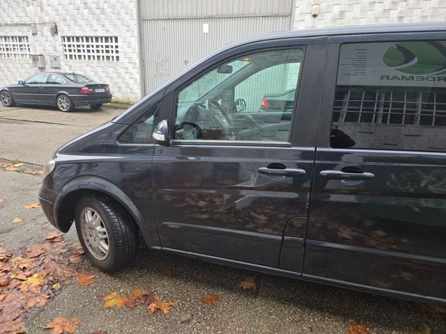 Mercedes-Benz Viano 2004