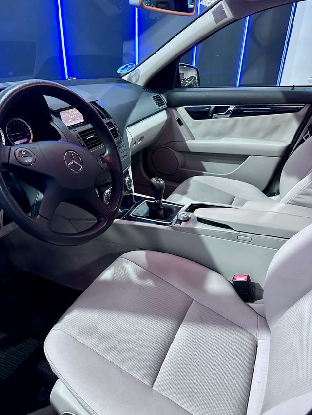 MERCEDES-BENZ CLASE C 180 Kompressor BlueEfficien