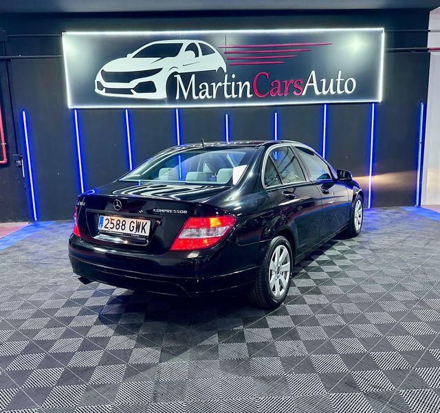 MERCEDES-BENZ CLASE C 180 Kompressor BlueEfficien