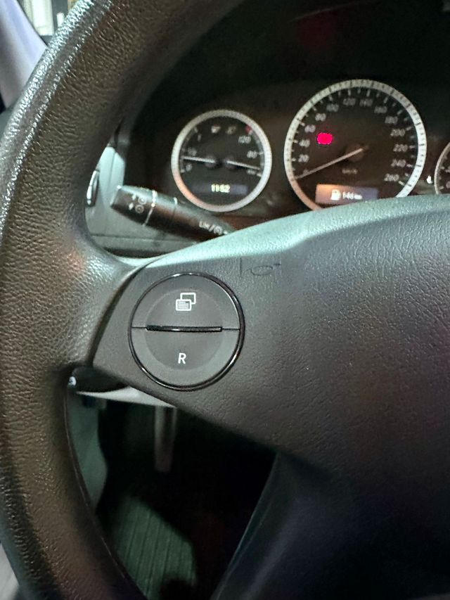 MERCEDES-BENZ CLASE C 180 Kompressor BlueEfficien