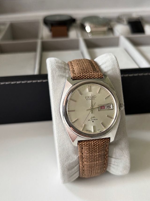 Reloj Seiko LM Automático Plata y Marrón