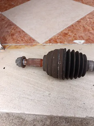 Transmisión Izquierda Renault Clio 3 1.5 DCI