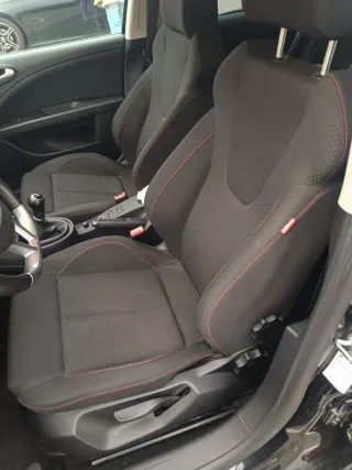 SEAT Leon 1.4 TSI FR 2012