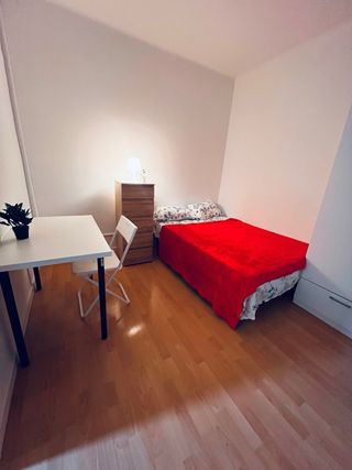 Habitación para pareja en piso reformado