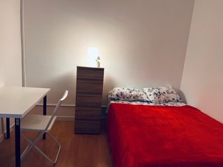 Habitación para pareja en piso reformado