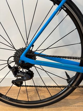 Bicicleta de carretera Canyon azul